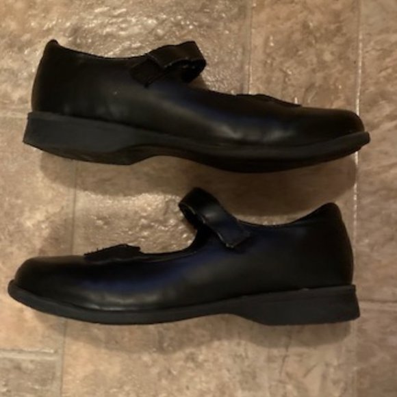 George Mary Jane Black Dress Shoes Girls Size 2 - Picture 4 of 9